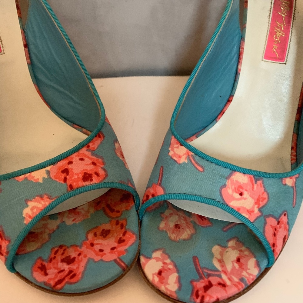 Betsey Johnson Floral Peep Toe Wedges - Picture 6 of 10